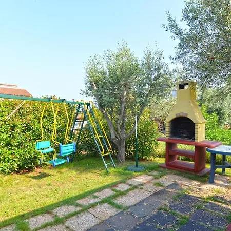 Apartment Fuer 6 Personen Ca 100 Qm In Peroj, Istrien Istrische Riviera *
